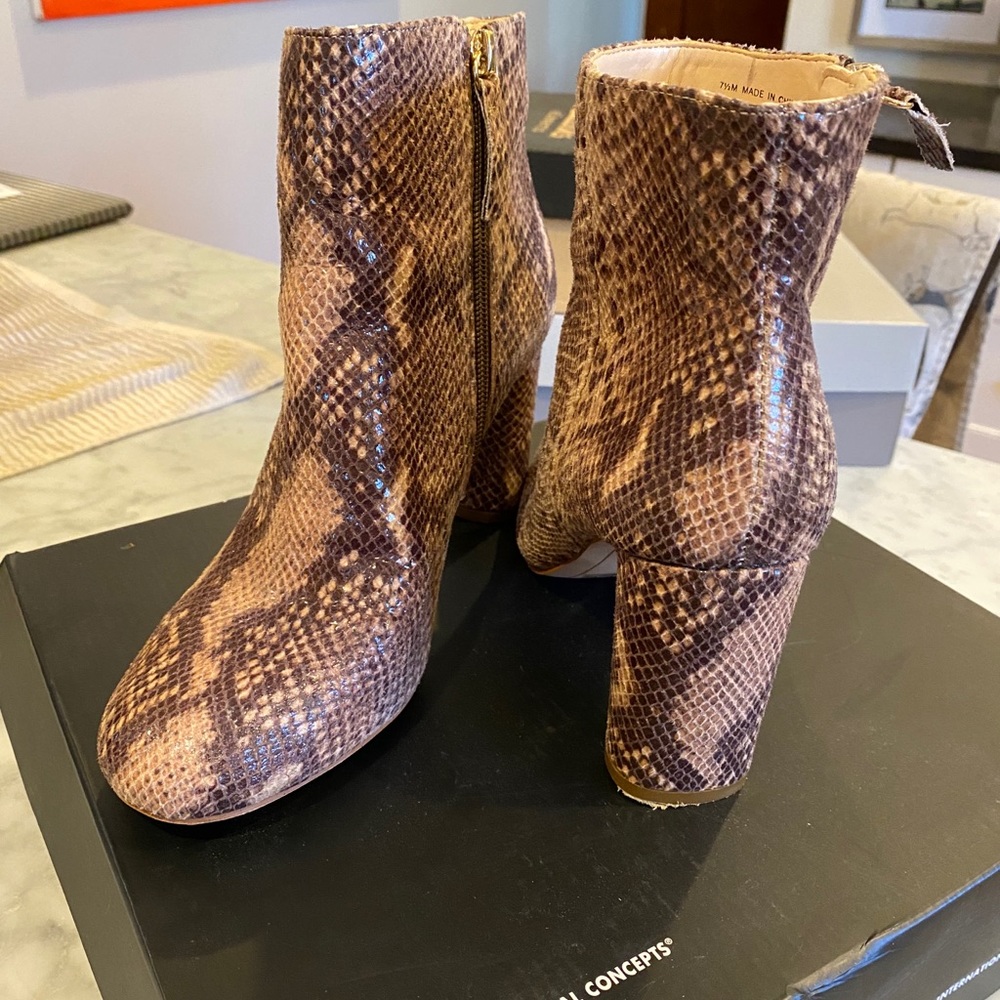 Women’s Designer Boots, INC style Tayteep,